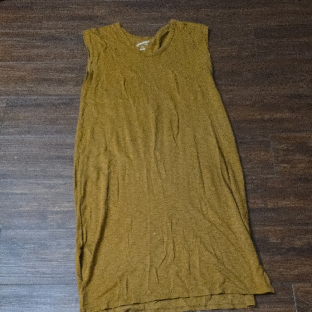 Universal Thread Olive Sleeveless Top